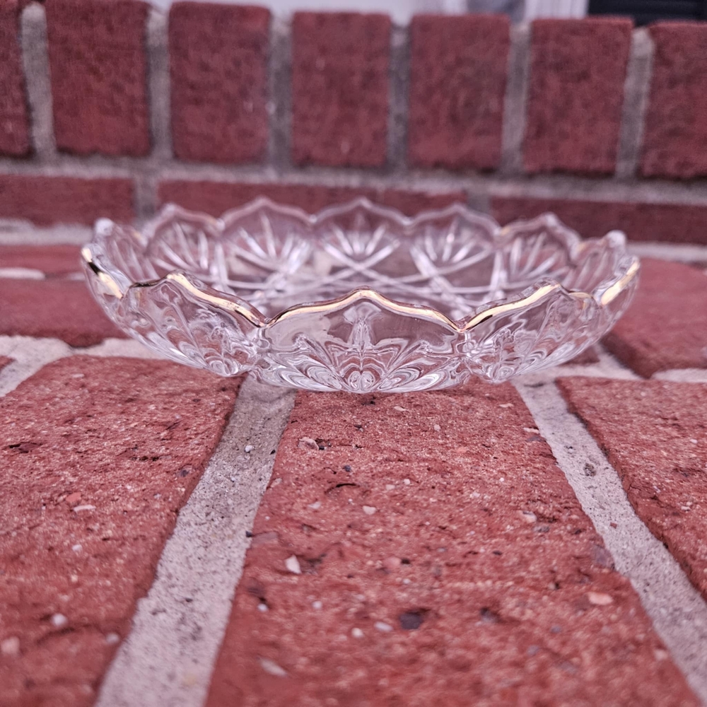 Textured Glass Trinket Tray Trinket Dish Petal Cut Edge Gold Trim